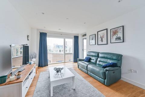 Peartree Way, North Greenwich, London, SE10