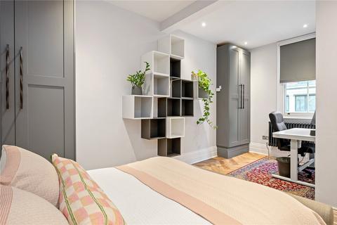 2 bedroom maisonette to rent, Theobalds Road, London, WC1X