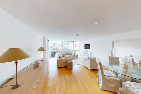 2 bedroom flat for sale, Harbour Avenue, Pinnacle Quay, PL4