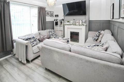 3 bedroom terraced house for sale, Sycamore Avenue, Golcar, West Yorkshire HD3