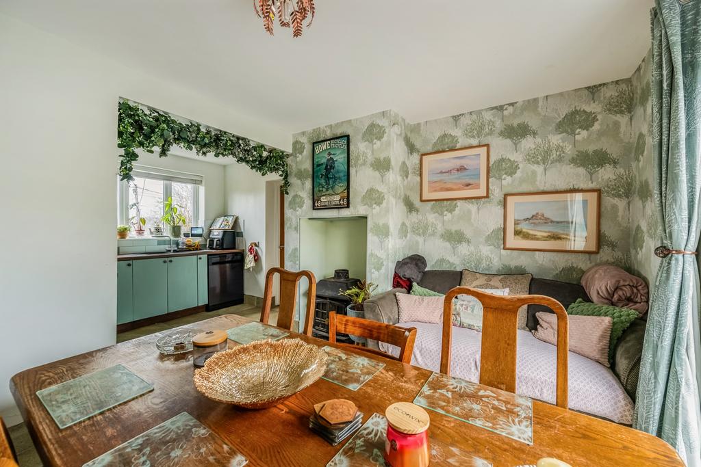 Kitchen/Dining