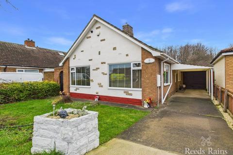 3 bedroom bungalow for sale, Whinstone Drive, Middlesbrough TS8