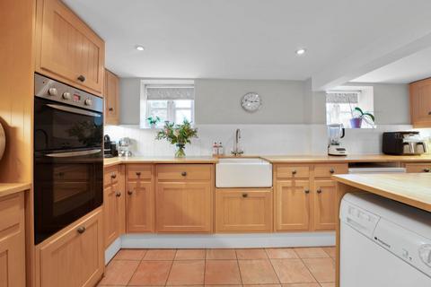 undefined, Port Hill, Nettlebed