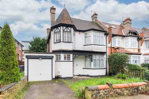 4 bedroom end of terrace house for sale, Woodlands Avenue, Finchley