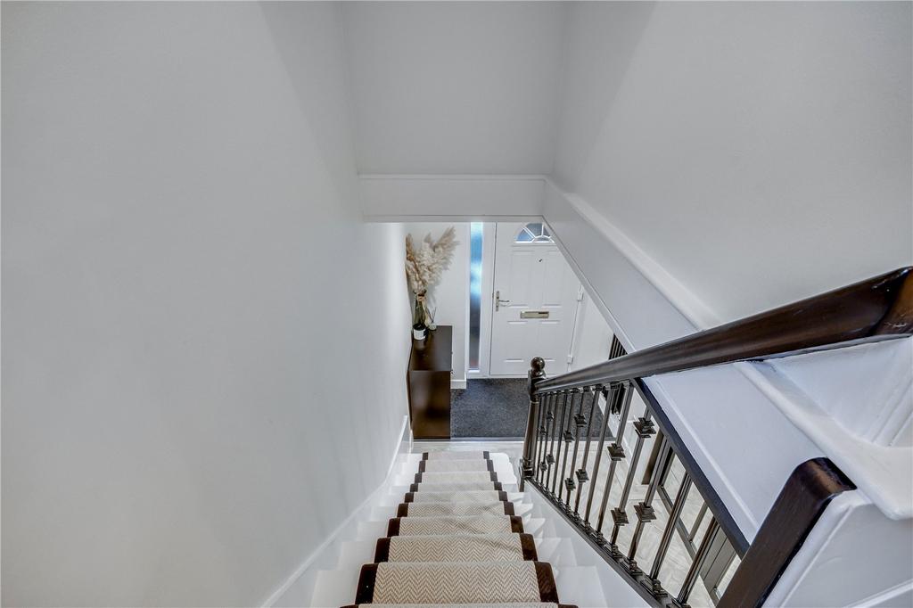 Landing/Stairs
