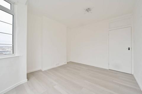 1 bedroom flat for sale, The Crest, Hendon, London, NW4