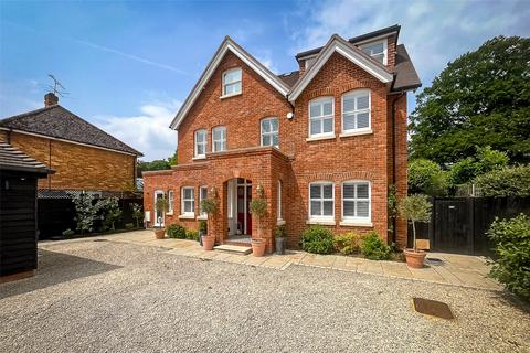 undefined, Pondtail Road, Fleet, Hampshire, GU51