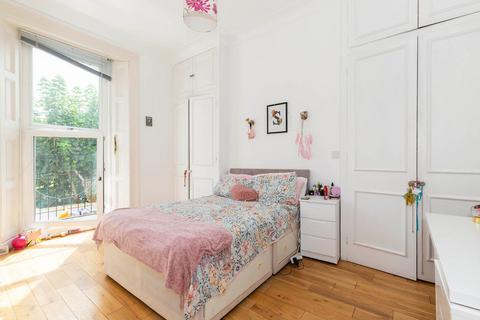 2 bedroom flat to rent, Belsize Road, London NW6