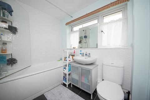 3 bedroom house for sale, Christchurch Drive, Camberley GU17
