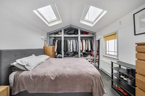 1 bedroom semi-detached house for sale, Caldwell Street, Stockwell, London, SW9