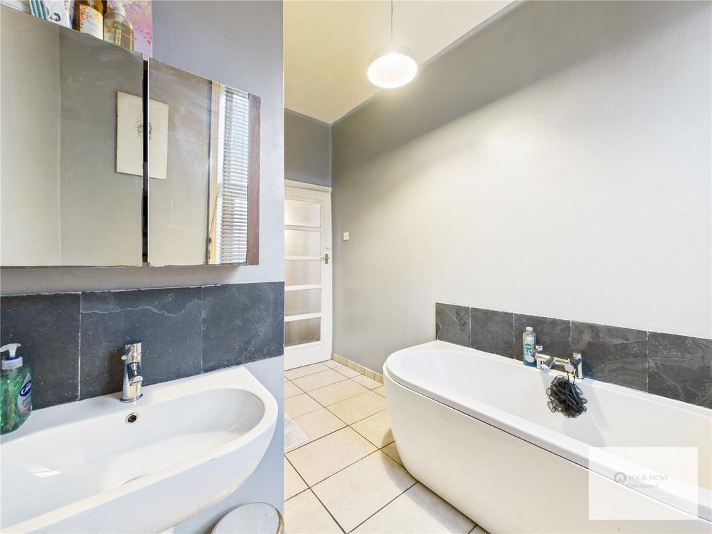 Bathroom/Wc