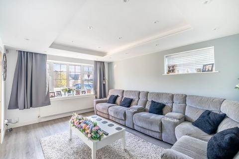 4 bedroom detached house for sale, Greenshaw Drive, York