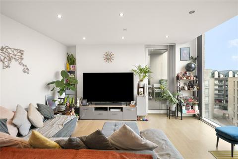 3 bedroom apartment to rent, Garnet Place, West Drayton, UB7