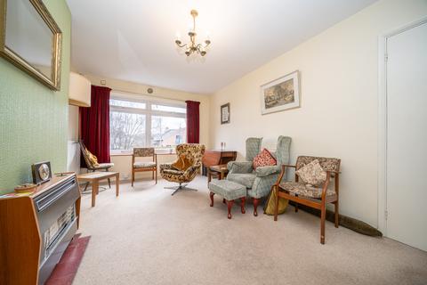 2 bedroom flat for sale, Cross Oak Road, Berkhamsted HP4
