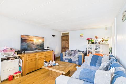 2 bedroom flat for sale, Meller Close, Croydon, CR0