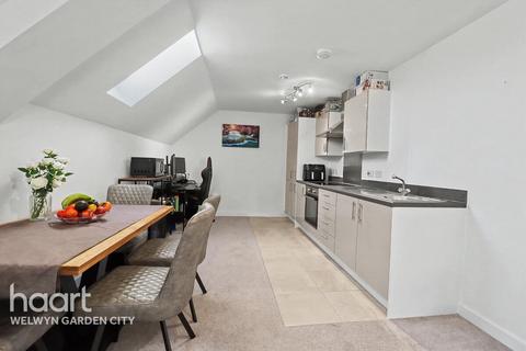 1 bedroom flat for sale, William Close, WELWYN GARDEN CITY
