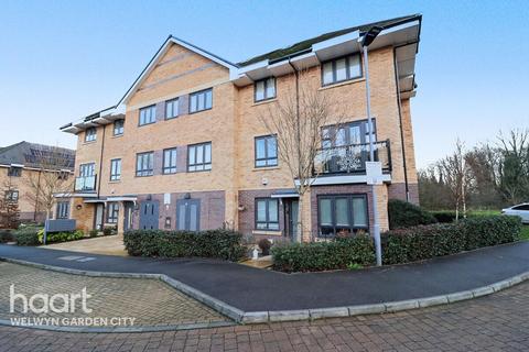 1 bedroom flat for sale, William Close, WELWYN GARDEN CITY