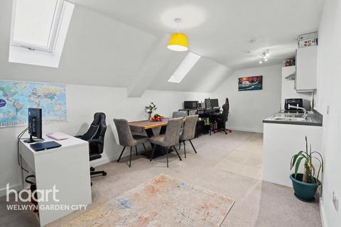 1 bedroom flat for sale, William Close, WELWYN GARDEN CITY