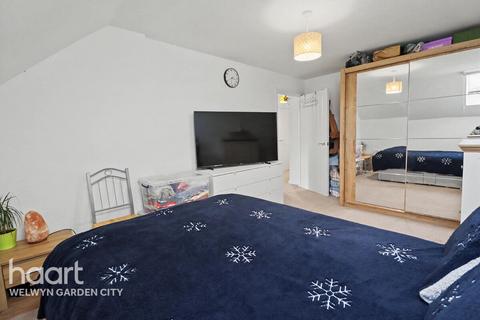 1 bedroom flat for sale, William Close, WELWYN GARDEN CITY