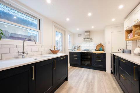 3 bedroom detached house for sale, Springfield Lane, Weybridge, KT13