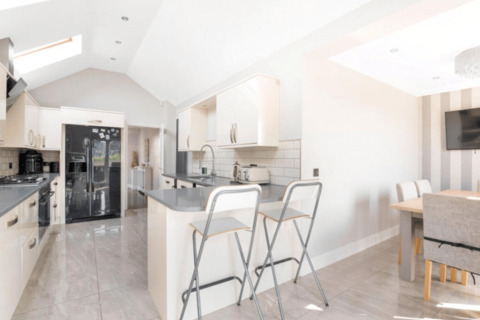 4 bedroom bungalow for sale, Albany Close, Bexley, DA5