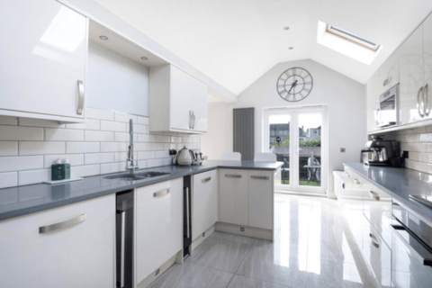 4 bedroom bungalow for sale, Albany Close, Bexley, DA5