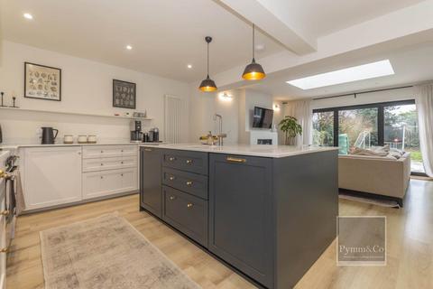 3 bedroom semi-detached house for sale, Cromwell Road, Norwich NR7