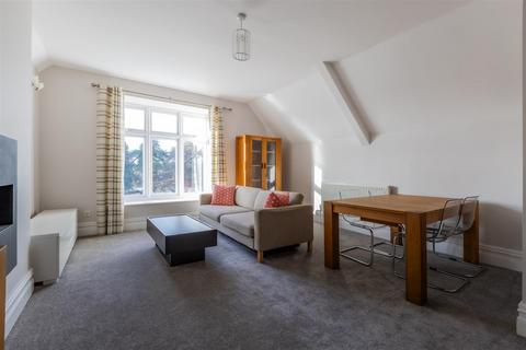 2 bedroom apartment to rent, Lake Road East, Cardiff CF23