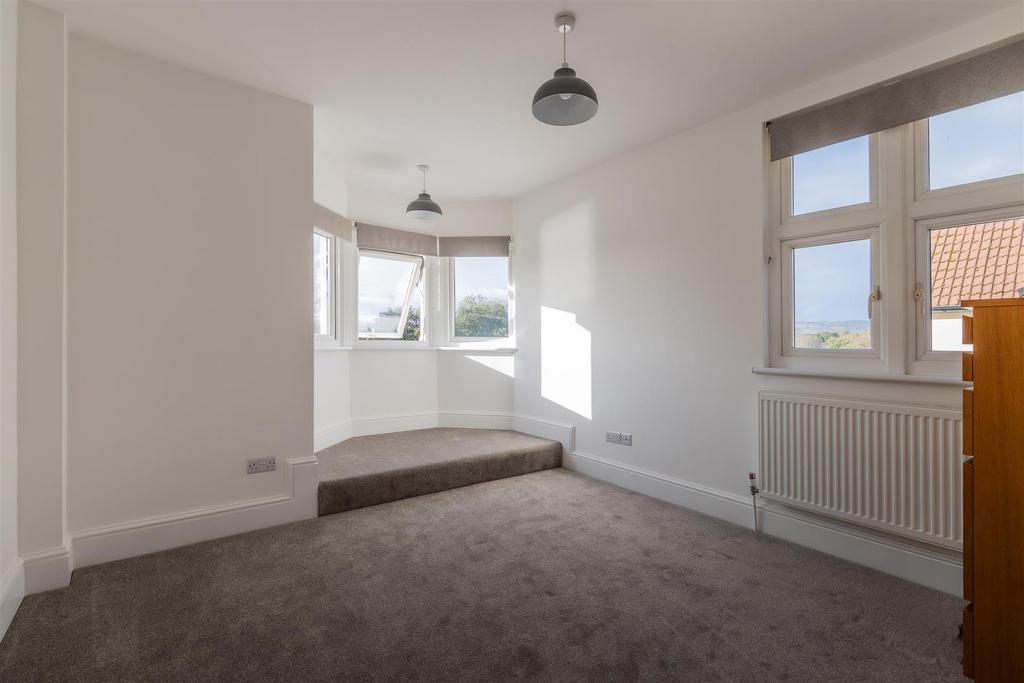 11 Glan Y Llyn Apartments-11.jpg