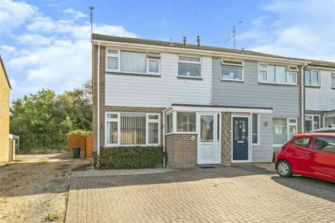 3 bedroom end of terrace house for sale, Carisbrooke Crescent, Poole BH15