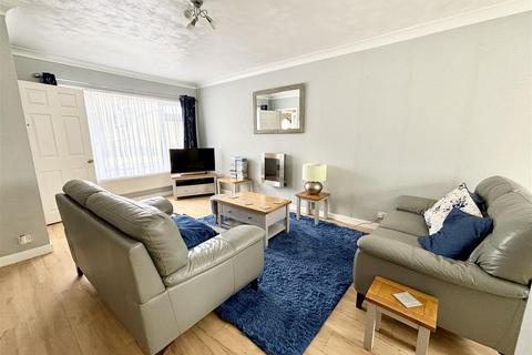 3 bedroom end of terrace house for sale, Carisbrooke Crescent, Poole BH15