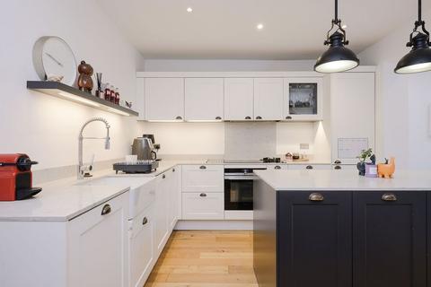 3 bedroom terraced house for sale, Prince Georges Avenue, London SW20