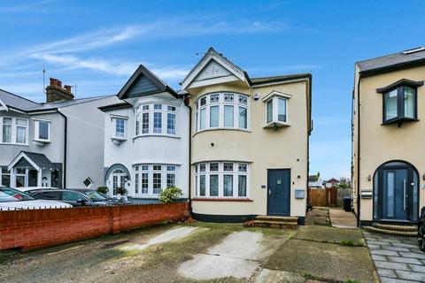3 bedroom semi-detached house for sale, Eastern Avenue, Southend-on-sea, SS2