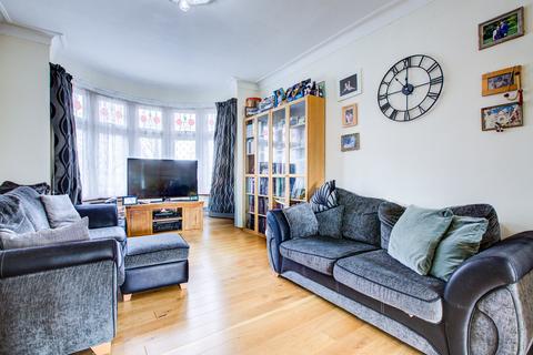 3 bedroom semi-detached house for sale, Eastern Avenue, Southend-on-sea, SS2