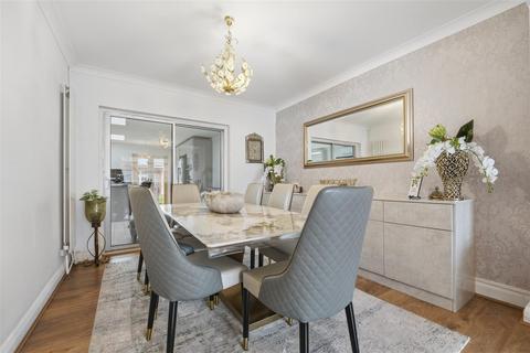 undefined, Basildene Road, Hounslow TW4