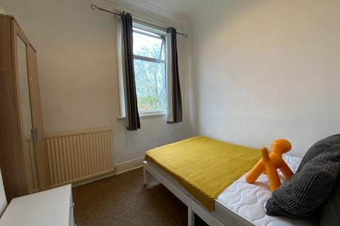 undefined, Hughenden Road, High Wycombe, HP13