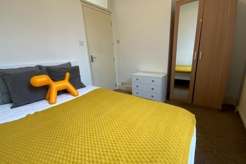 undefined, Hughenden Road, High Wycombe, HP13