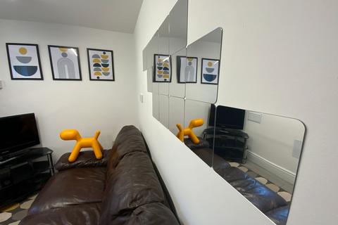 undefined, Hughenden Road, High Wycombe, HP13