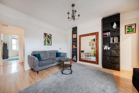 1 bedroom flat for sale, Martyr Road, Guildford, GU1