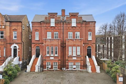 2 bedroom apartment for sale, Hermon Hill, Wanstead