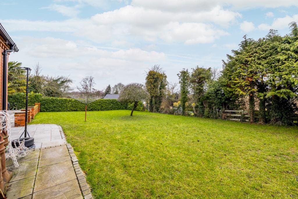 21 Mill Hill (Nettleham)-17