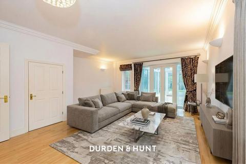 undefined, Woodcote Mews, Loughton,  IG10