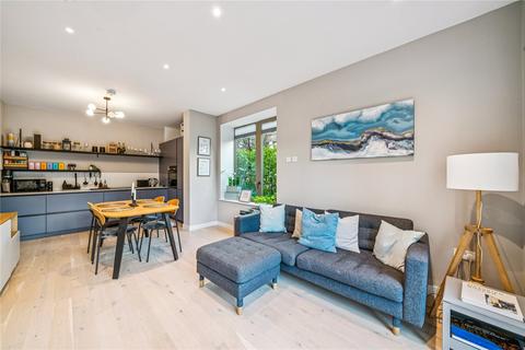 2 bedroom apartment for sale, Balham High Road, SW17