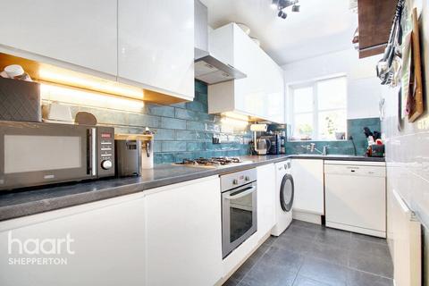 3 bedroom end of terrace house for sale, Sherbourne Gardens, SHEPPERTON