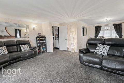 undefined, Clifton Road, Basildon - Outbuilding