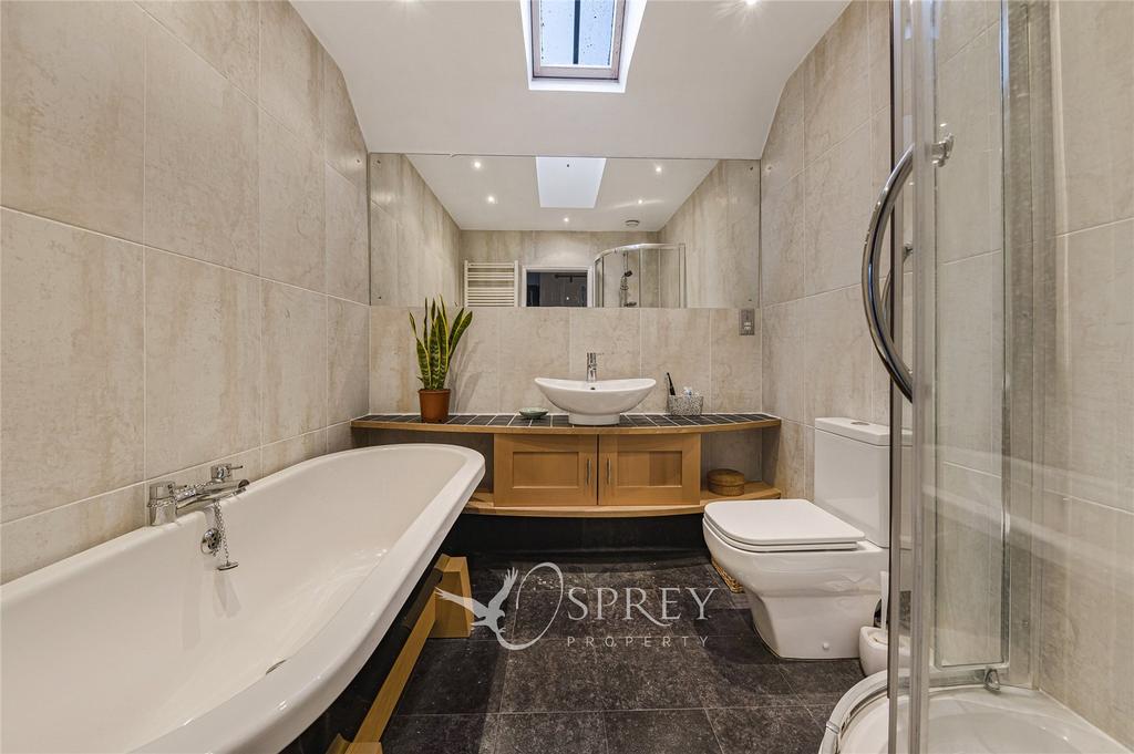 Ensuite To Bedroom 1