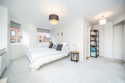 2 bedroom flat for sale, Lambs Conduit Street, London WC1N