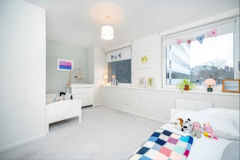 2 bedroom flat for sale, Lambs Conduit Street, London WC1N