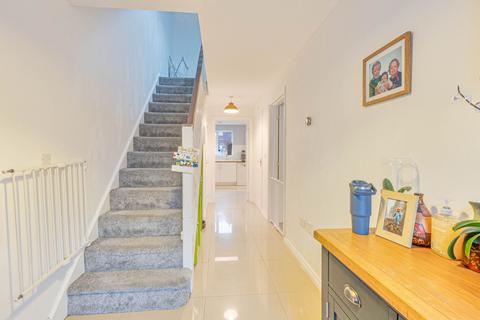 4 bedroom semi-detached house for sale, Maldives Terrace, Milton Keynes MK3