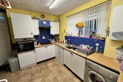 3 bedroom end of terrace house for sale, Etherow Way, Hadfield, Glossop
